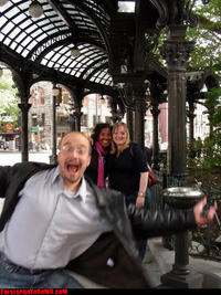 Photobombing