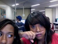 Fingerstache