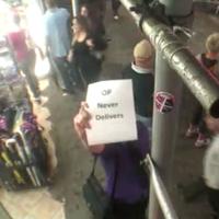 NYC Cardstand Earthcam Trolling / "I'll Be There in 30 Minutes"