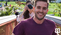 Ridiculously Photogenic Guy / Zeddie Little