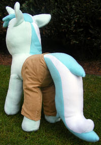 Lyra Plushie