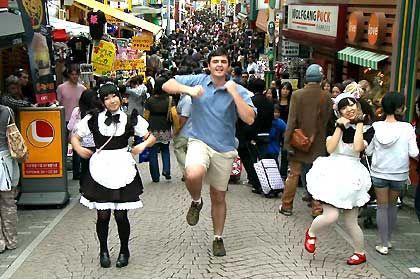Matt-Harding-in-Tokyo-420x0.jpg