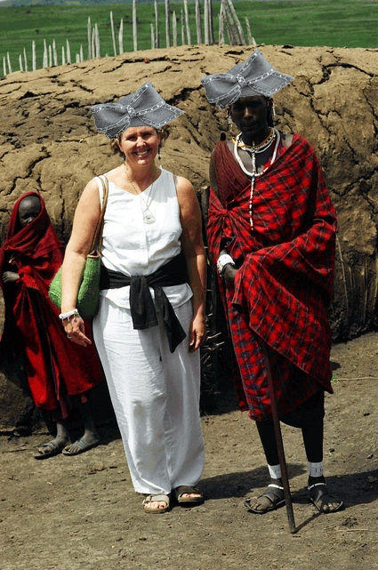 the-masaai-love-the-hat-18733-1232654202-6.jpg