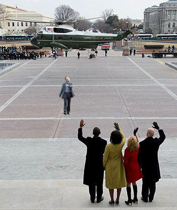 inauguration_strutingleo.jpg