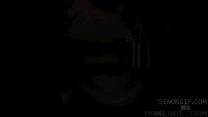 d9b.gif