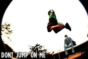 Dont-jump-on-me-24375-1282264725-1